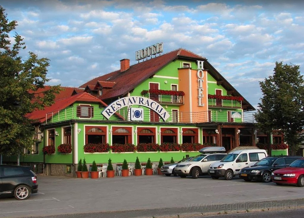 Hotel Roskar.JPG - Slovenia, Ptuj.